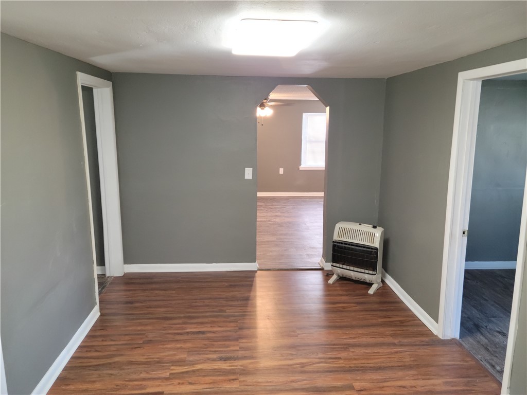 19-18-29-SPRINGDALE - Residential Lease