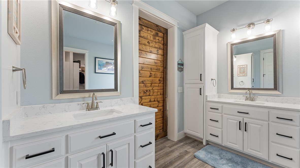 Michael E James Pls 985 Tr - Residential