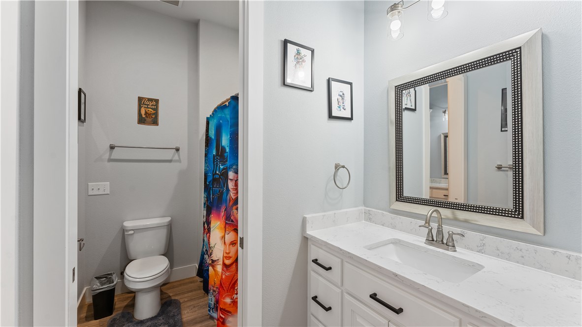 Michael E James Pls 985 Tr - Residential