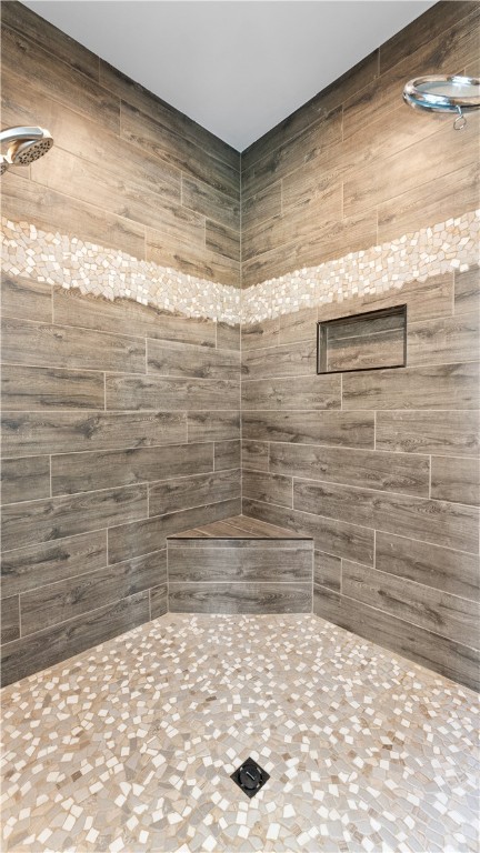 Michael E James Pls 985 Tr - Residential