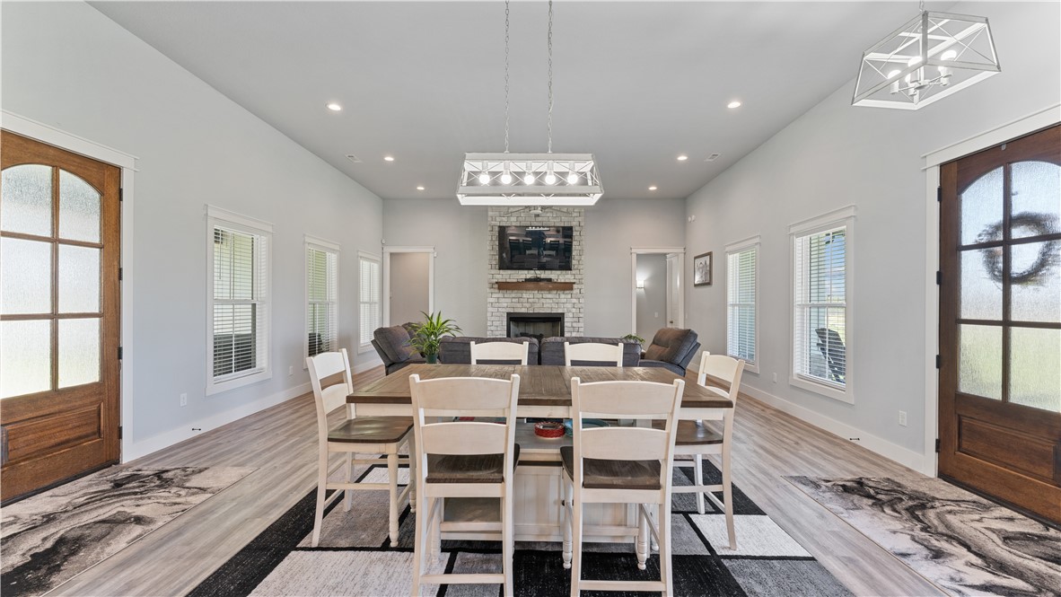 Michael E James Pls 985 Tr - Residential