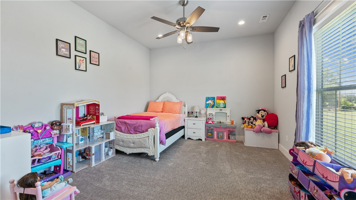 Michael E James Pls 985 Tr - Residential