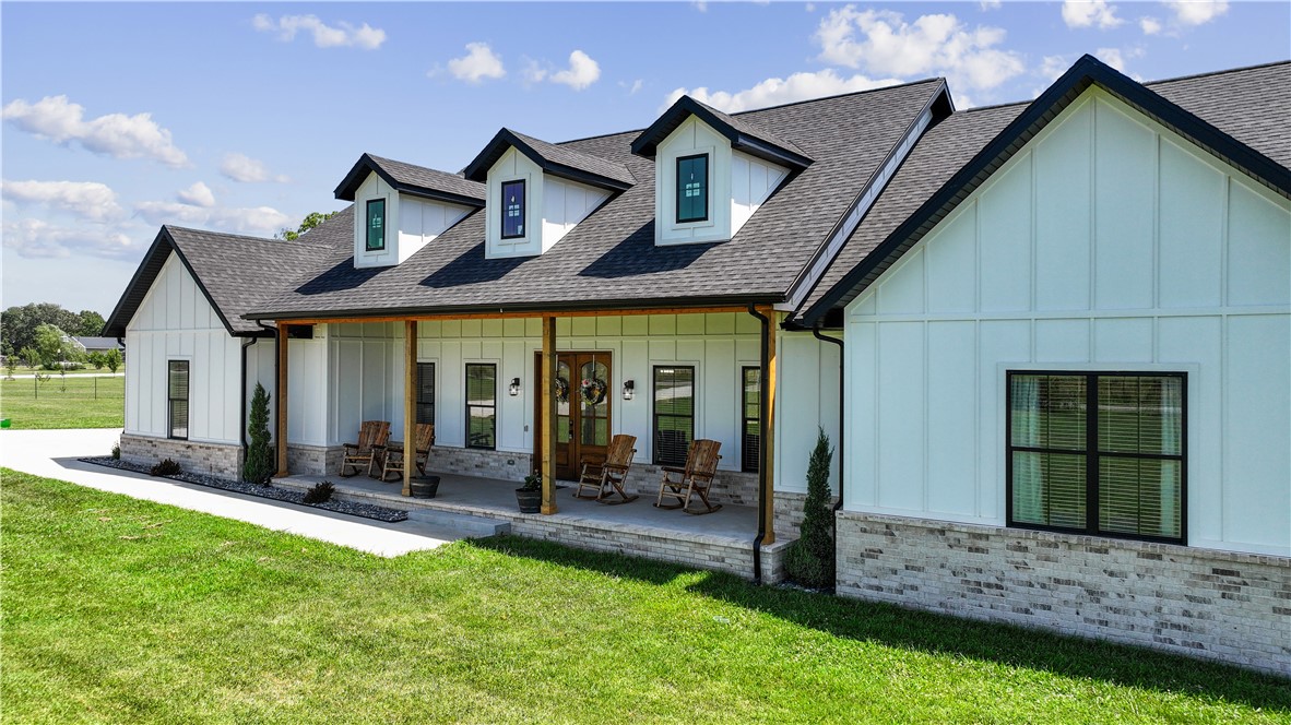 Michael E James Pls 985 Tr - Residential