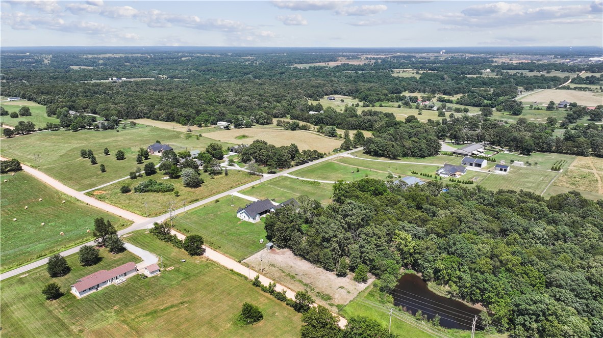 Michael E James Pls 985 Tr - Residential