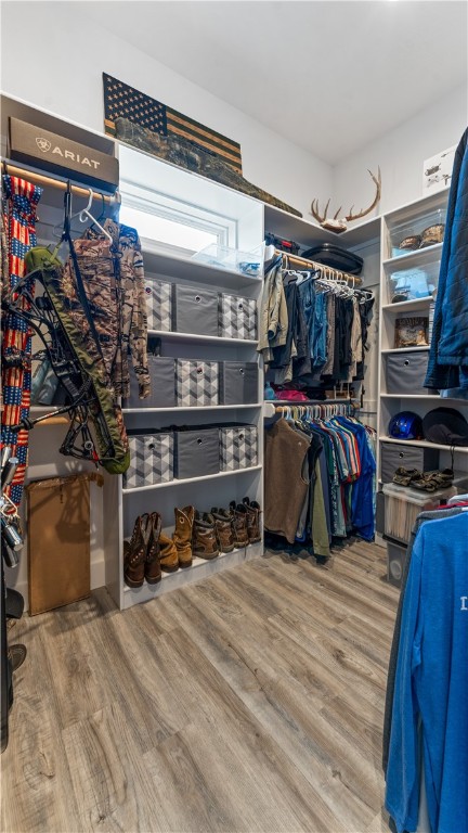 Michael E James Pls 985 Tr - Residential