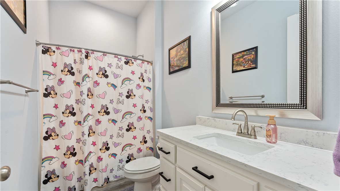 Michael E James Pls 985 Tr - Residential