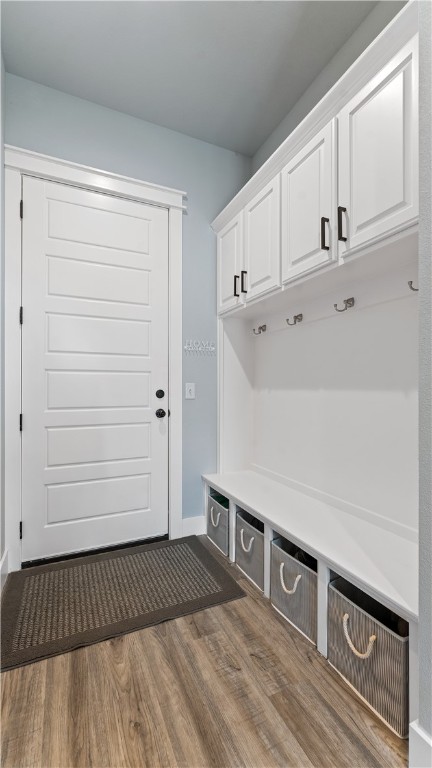 Michael E James Pls 985 Tr - Residential