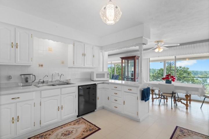 Hillcrest - Residential