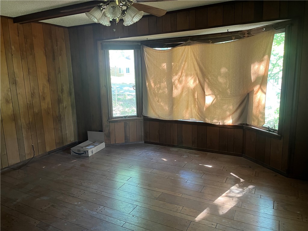 Edgewood Bay - Residential