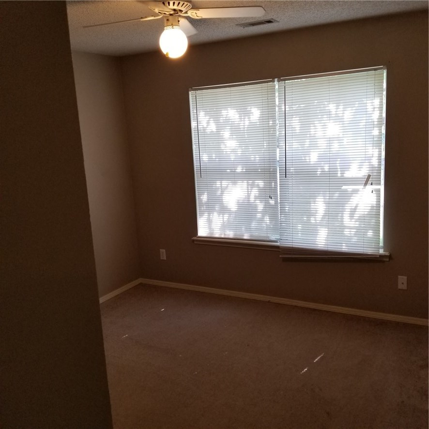 Pine Crest Add Ph I - Residential Lease