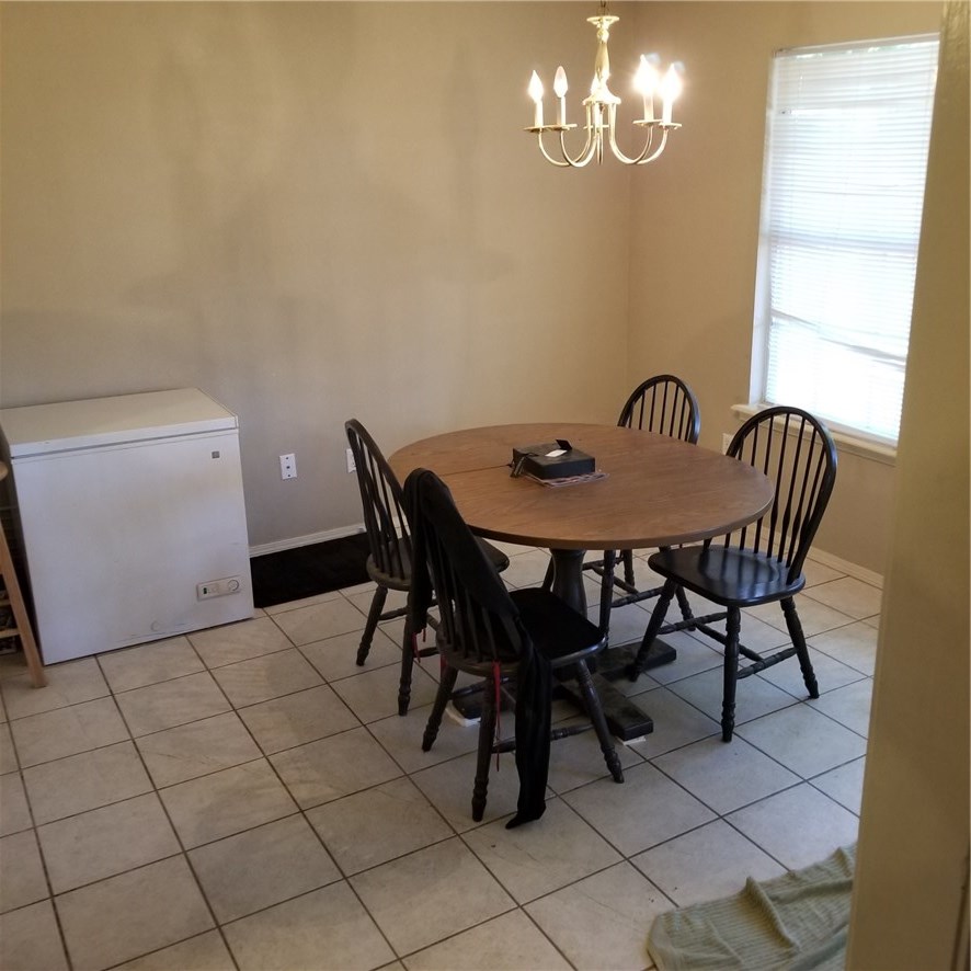 Pine Crest Add Ph I - Residential Lease