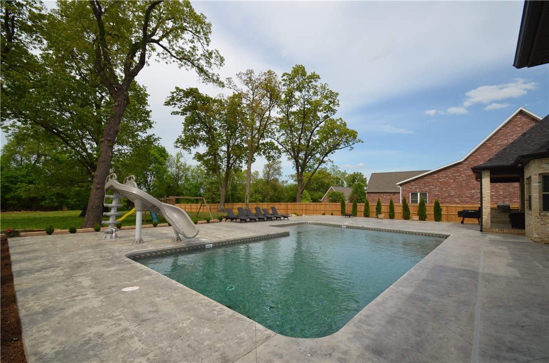 Ridgewood Sub Cave Spgs - Residential