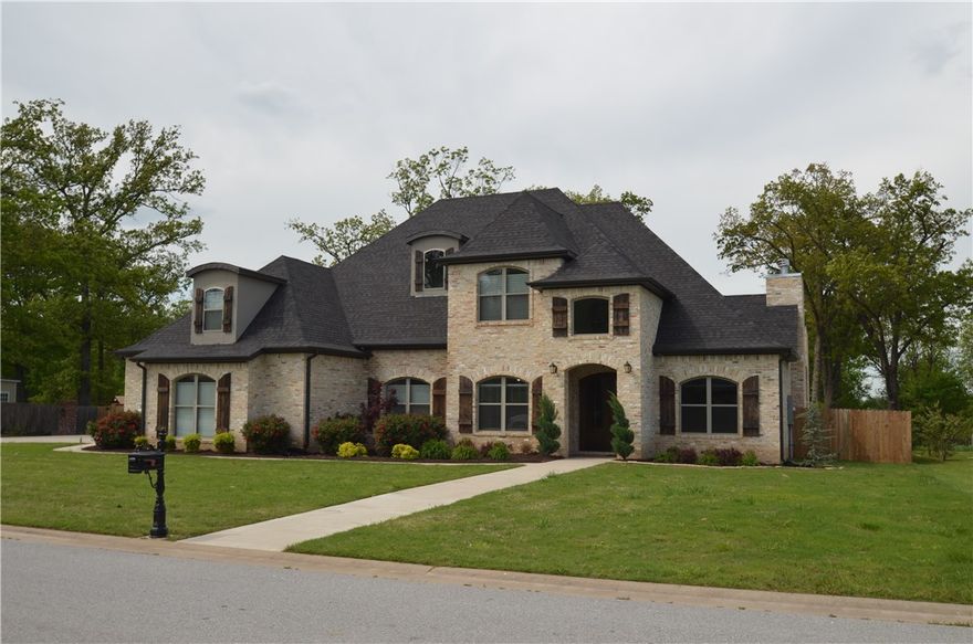 Immaculate custom built home on 1 acre, professional landscaping & mature trees backing up to a farm for privacy! No shortcuts on this 5 bedroom, 4 full bath home; hand scraped hardwood & ceramic tile flooring throughout. The kitchen boasts the finest appliances Fisher & Paykel has to offer. Large master, gorgeous master bath with claw foot tub, walk-in shower, and a massive walk-in-closet. You will spend most of your time enjoying the new pool and covered patio with fireplace, grill, and TV.