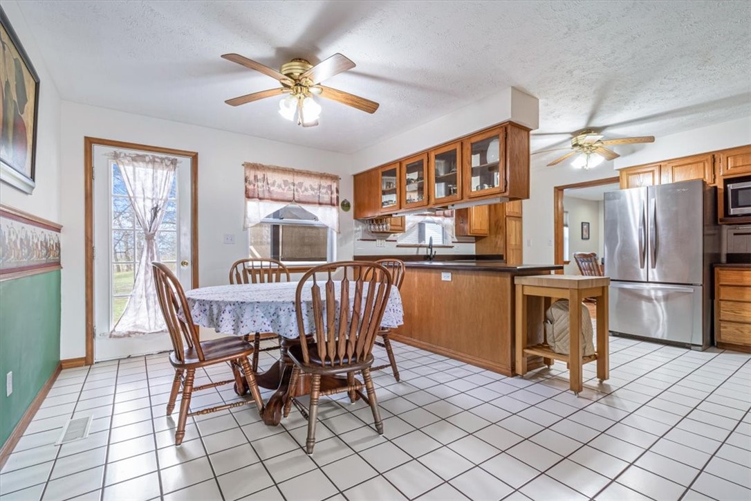 26-18-33-RURAL - Residential