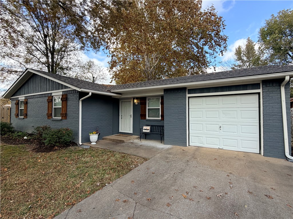 Comstock First Add Siloam Spgs - Residential