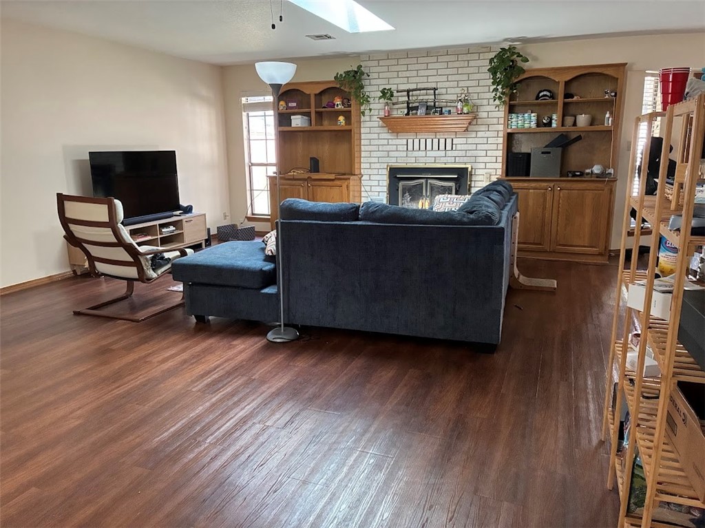 Sundance Acres Ph 4 Rogers - Residential Income