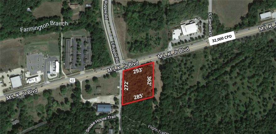 Commercial corner at a 4-way lighted intersection along one of Fayetteville's main roads. Quick access to I-49, Farmington, Wedington Dr, & The University of Arkansas campus. Near Mount Kessler, Centennial Park, and biking trials. 
-32,000 CPD
-Public water & sewer accessible
-Surrounded by restaurants, retail, & recreational
-Near many new and planned developments