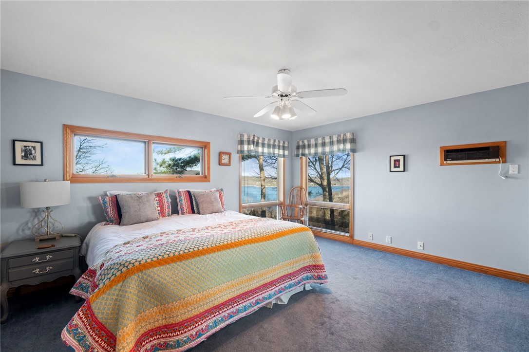 Point Mirage - Residential