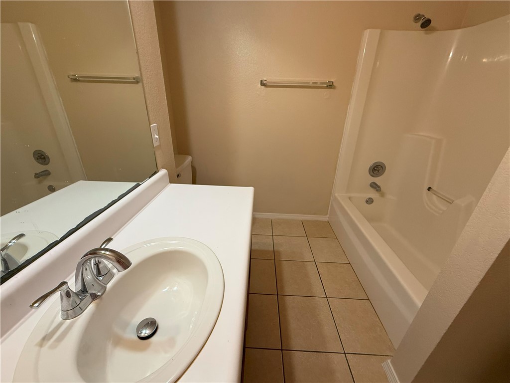 PATRICK PLACE - Residential Lease