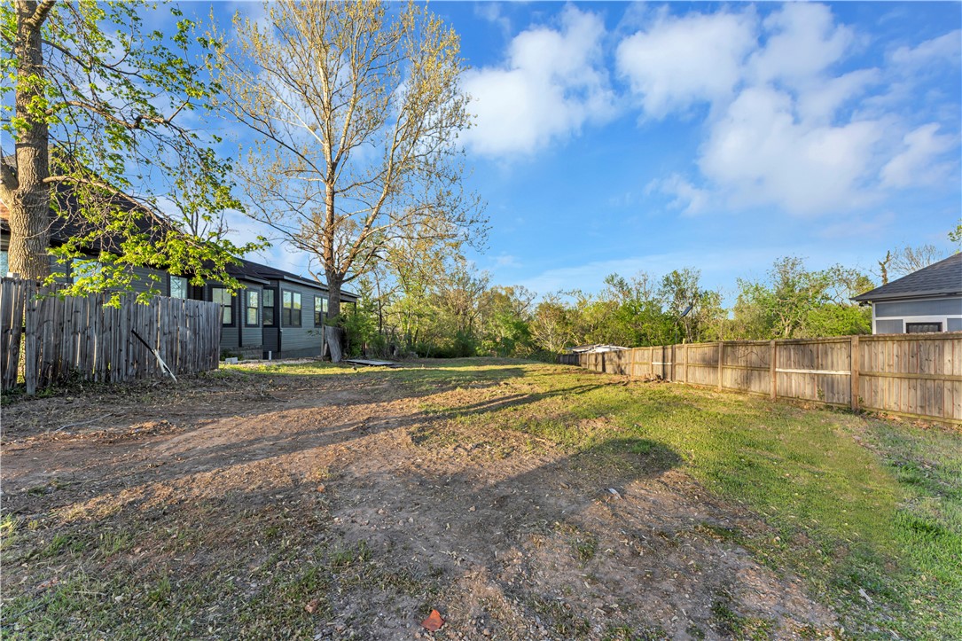 Allens Addition - Land