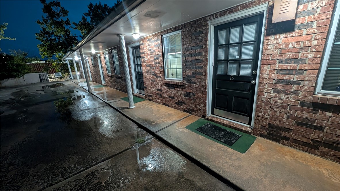 Fayetteville Outlots - Commercial Lease