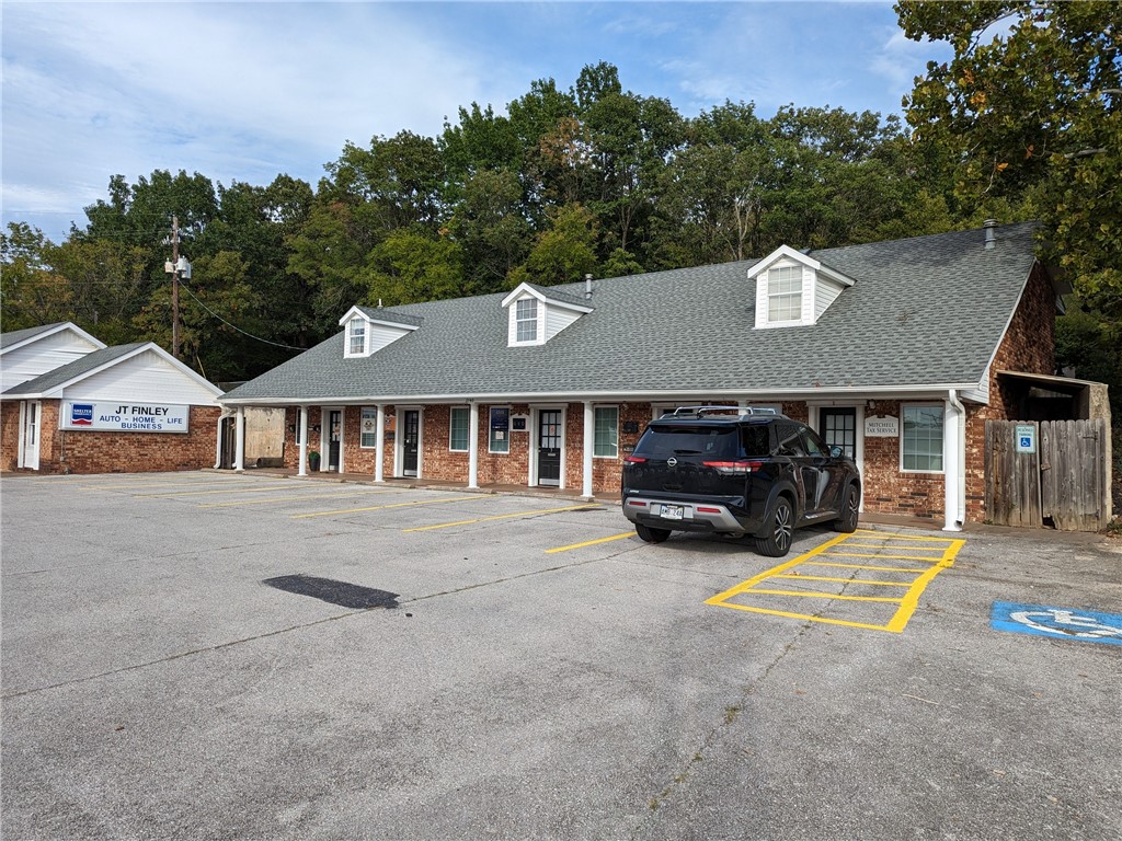 Fayetteville Outlots - Commercial Lease