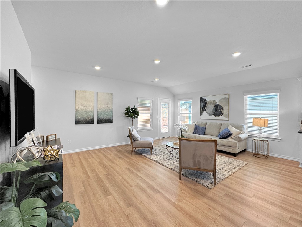 Selah Meadows - Residential