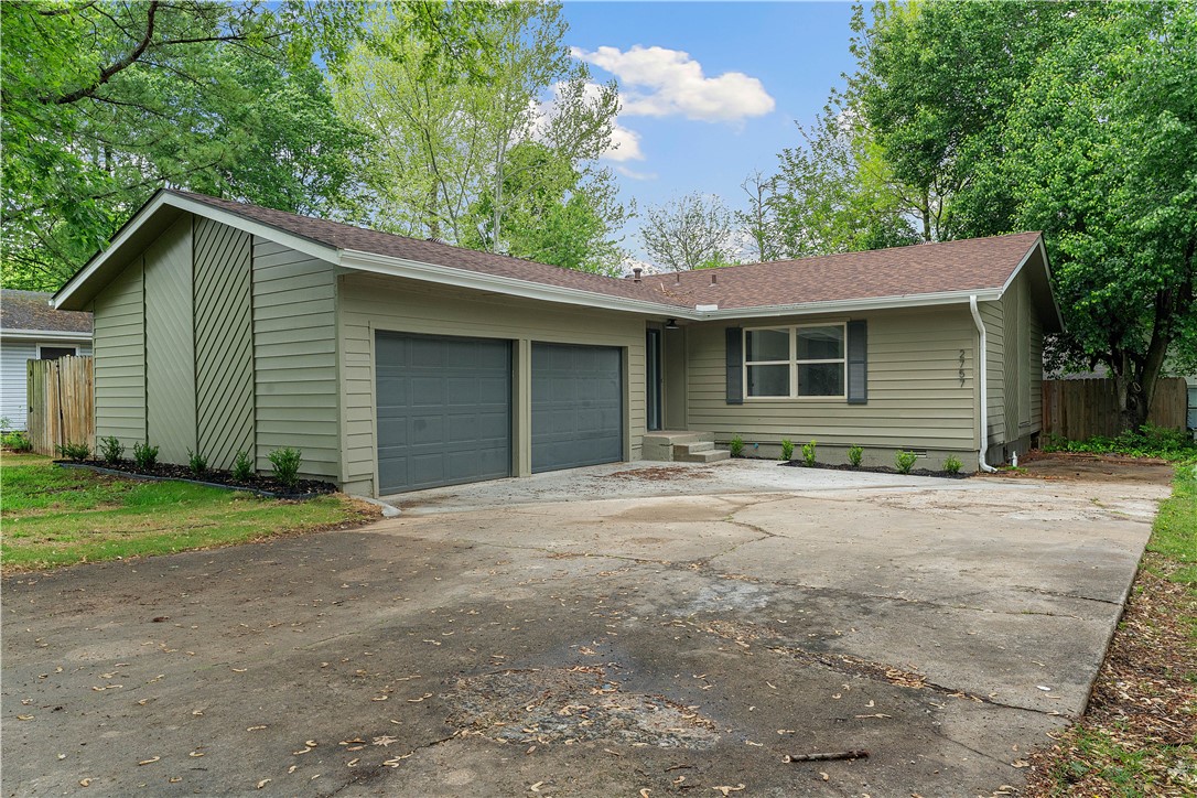A beautifully renovated home with designer finishes for under $315K?? Thatās right! This 3-bedroom, 2-bathroom home with an attached 2 car garage is the great value deal youāve been waiting for! Here you have a rare, affordable option that is also modernized, move-in ready and oozing with charm. The property is also in a fantastic location - close to Washington Regional Medical Center, Northwest Arkansas Mall, and the abundance of stores and restaurants along College Ave. Schedule a showing today and get ready to elevate your life while not breaking the bank!