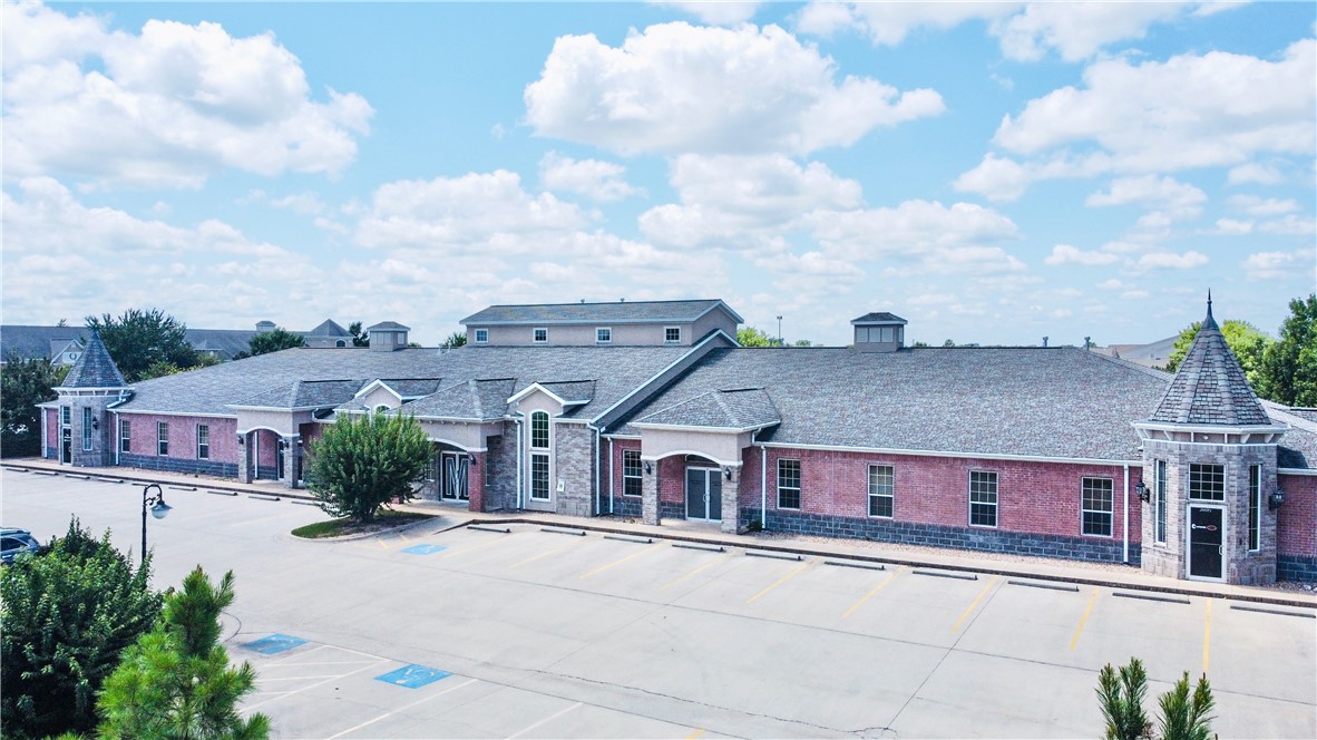 - Aggressively priced, well maintained Class B office space located just off Walton Blvd near Rainbow Curve
- Ample parking, flexible layouts, professional 3rd party property management
Suite 5: 1,268 SF
Suite 7: 3,124 SF