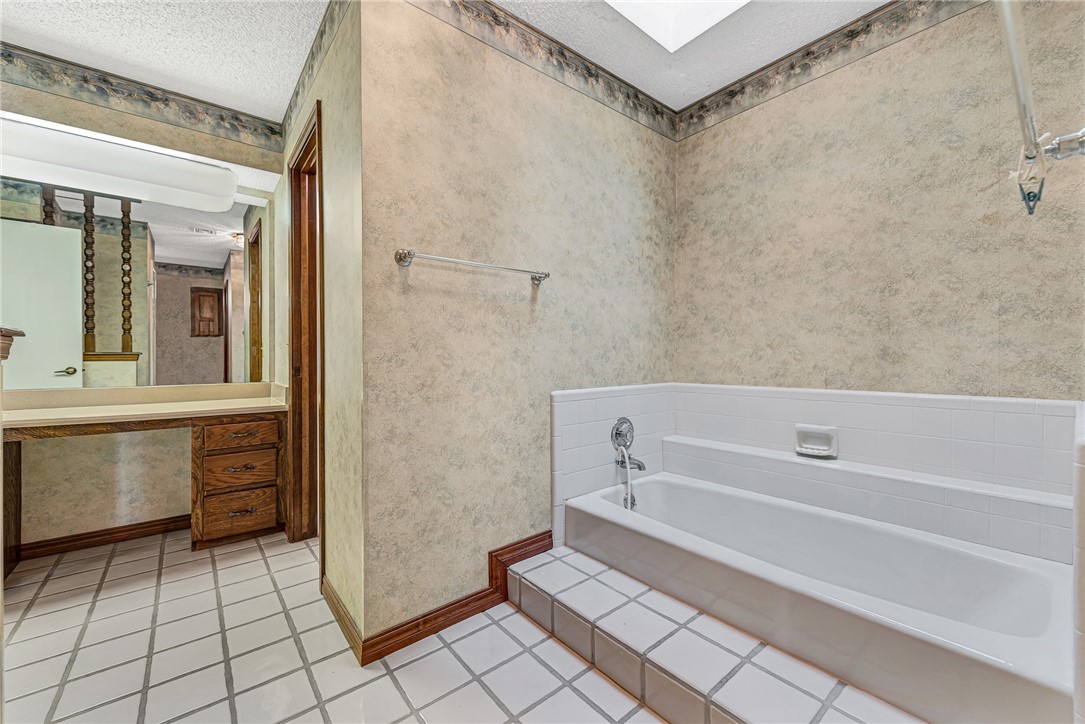 Woodland Acres Unit 2 Rogers - Residential