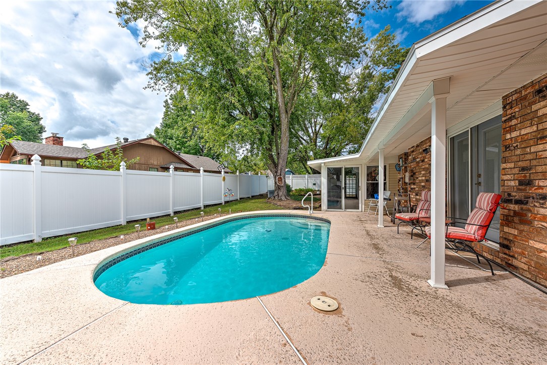 Woodland Acres Unit 2 Rogers - Residential