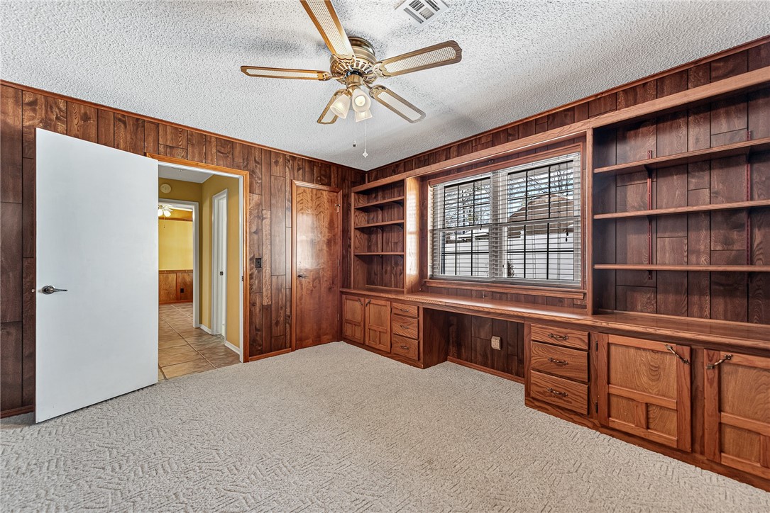 Woodland Acres Unit 2 Rogers - Residential