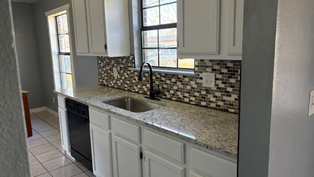 T F James Add Gentry - Residential Lease