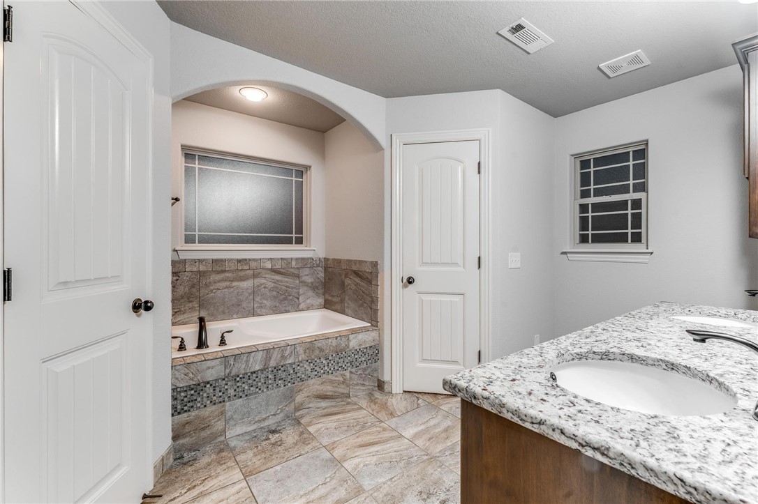 Windwood Sub Ph V Bentonville - Residential Lease