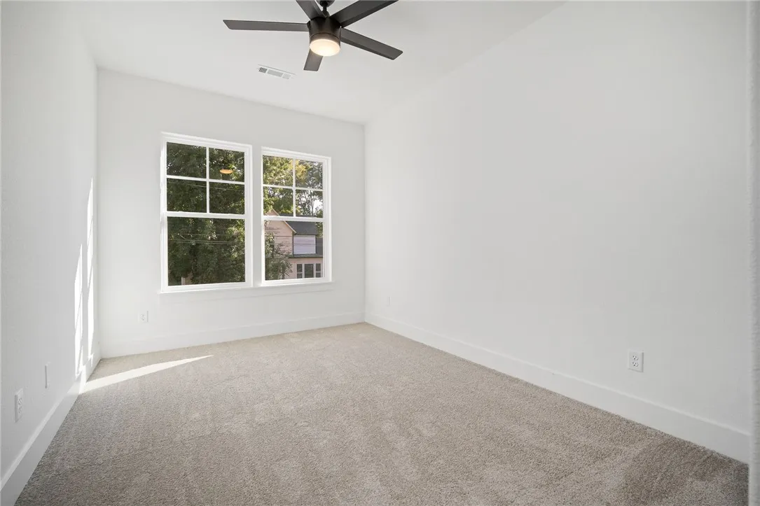 Rogers, Arkansas 72756, United States, 3 Bedrooms Bedrooms, ,3 BathroomsBathrooms,Residential,Pending,104199