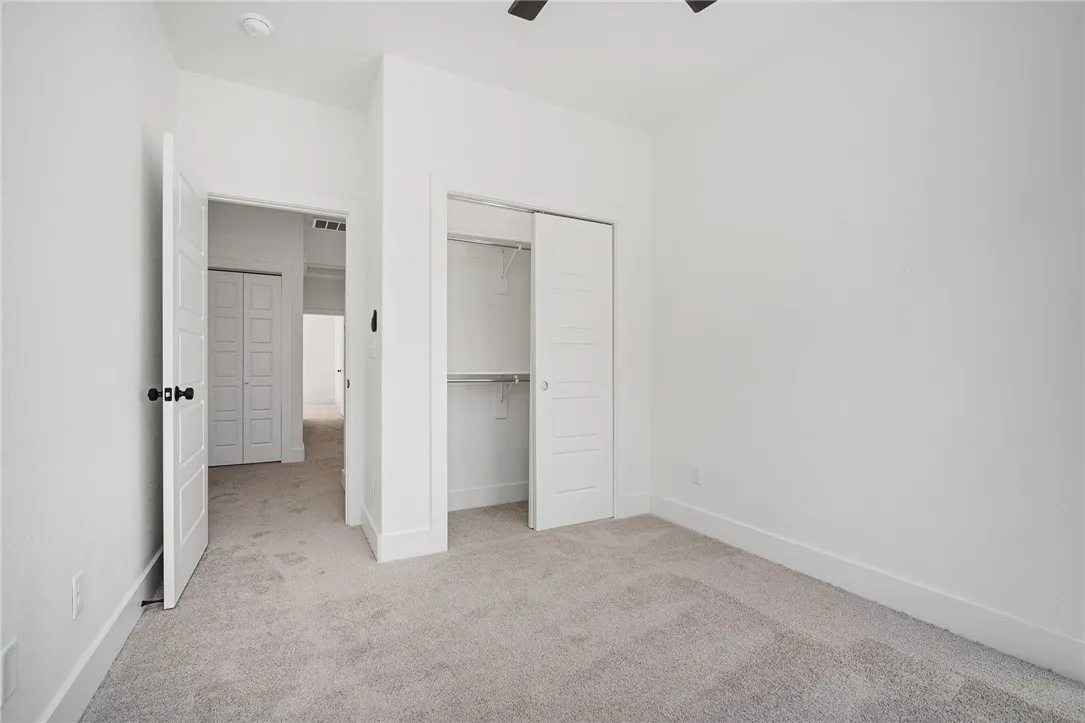 Rogers, Arkansas 72756, United States, 3 Bedrooms Bedrooms, ,3 BathroomsBathrooms,Residential,Pending,104199