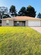 Step into this beautiful 3-bedroom, 2-bathroom home, built in 2019, where modern comfort meets classic style. Highlights include energy-efficient Low E windows, a built-in alarm system, a robust concrete foundation, and a charming brick exterior. Nestled in the peaceful Willow Oat neighborhood.