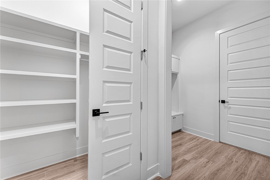 Polson Sub Bentonville - Residential Lease