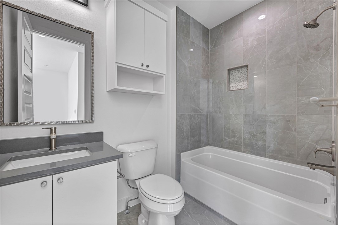 Polson Sub Bentonville - Residential Lease