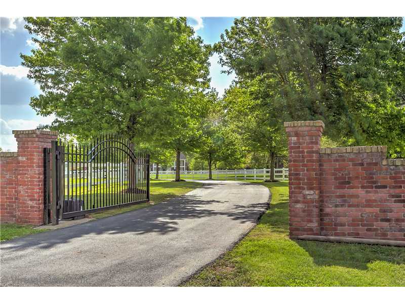 Lazy U - Residential