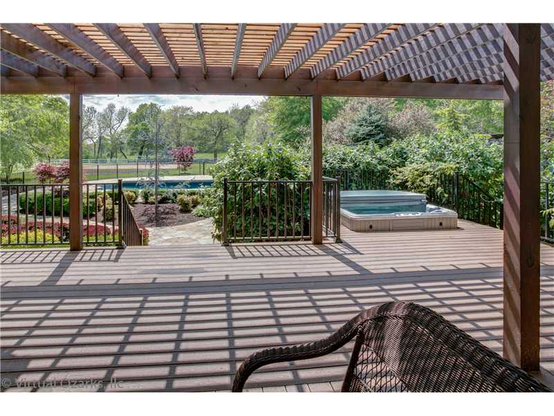 Lazy U - Residential