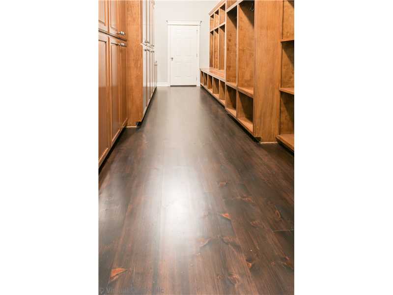 Lazy U - Residential