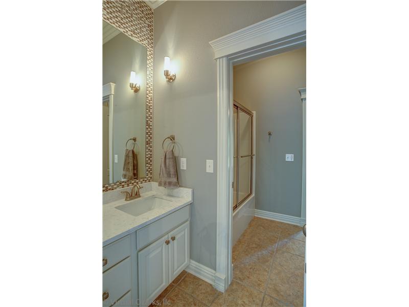 Lazy U - Residential