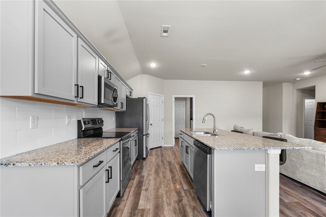 Lakewood Crossing - Residential