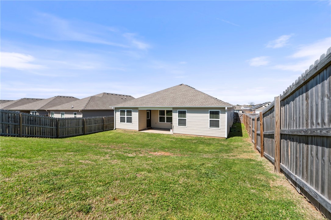 Lakewood Crossing - Residential