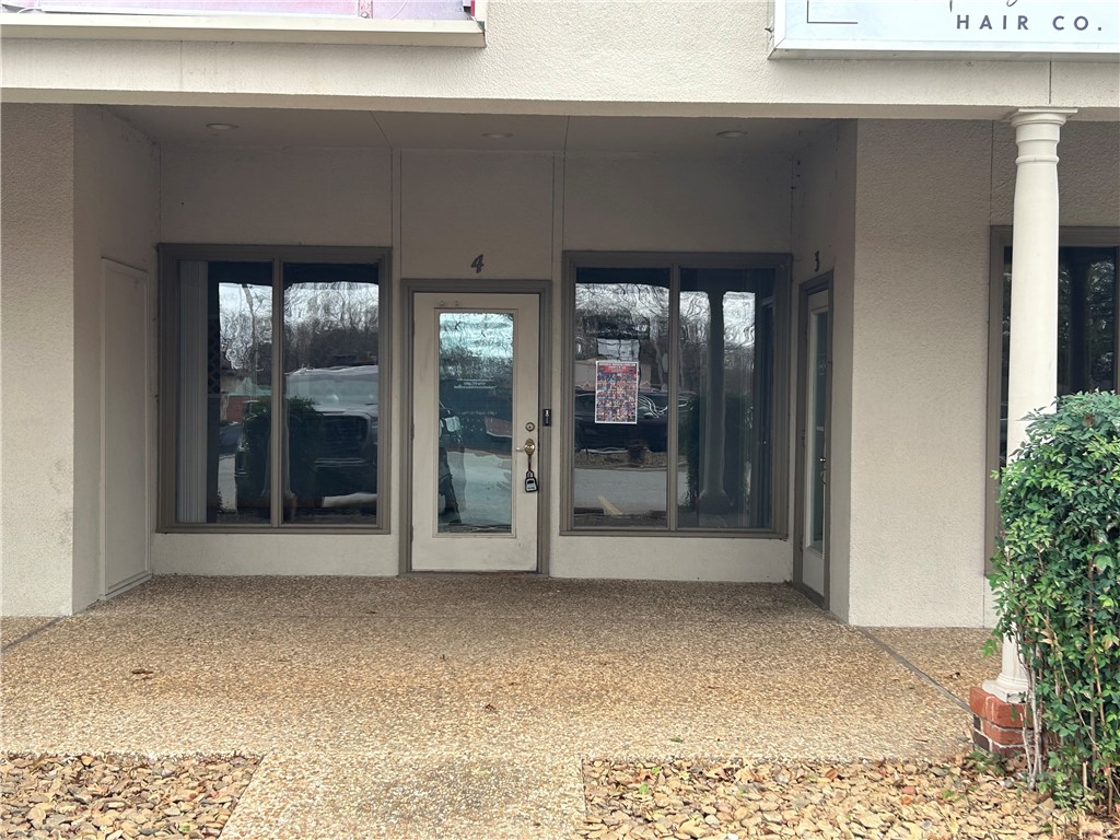 Fayetteville Outlots - Commercial Lease