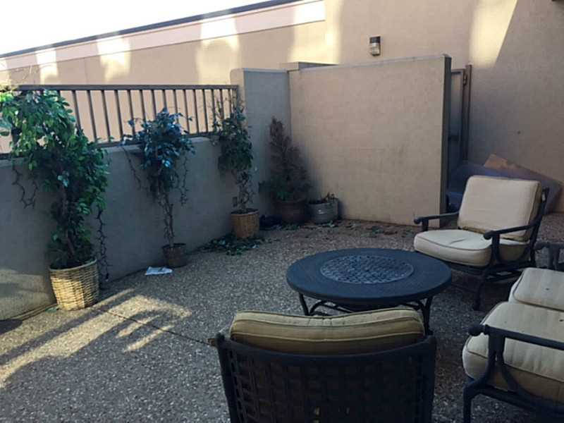 Fayetteville Original - Commercial Sale