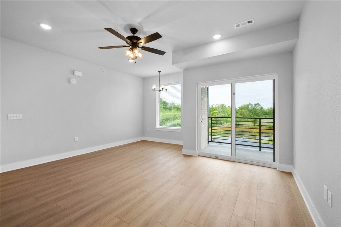 3330 SE MP Parkway 303