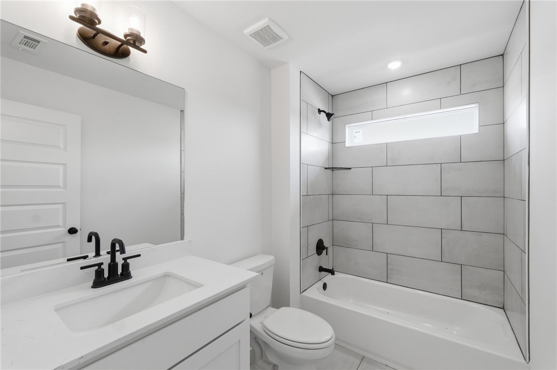 Noah's Landing - Residential