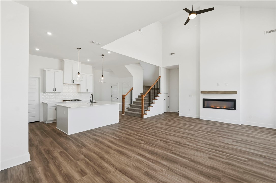 Noah's Landing - Residential